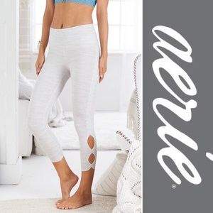 Slim crop aerie legging